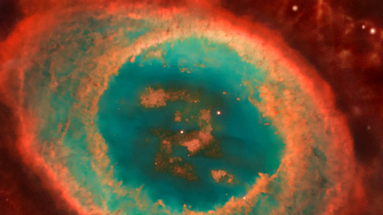 IMAGINE CELESTĂ: Nebuloasa Inel, într-o altă viziune