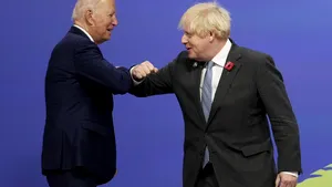 Boris Johnson şi Joe Biden vor să acorde asistenţă suplimentară Ucrainei şi să intensifice presiunile asupra Rusiei