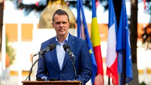 Ionuț Moșteanu a demisionat pe fondul cererilor unor lideri USR de retragere a sprijinului politic