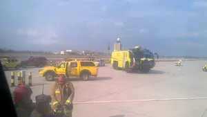 Un avion al companiei Tarom a efectuat o aterizare de urgenţă la Budapesta. FOTO