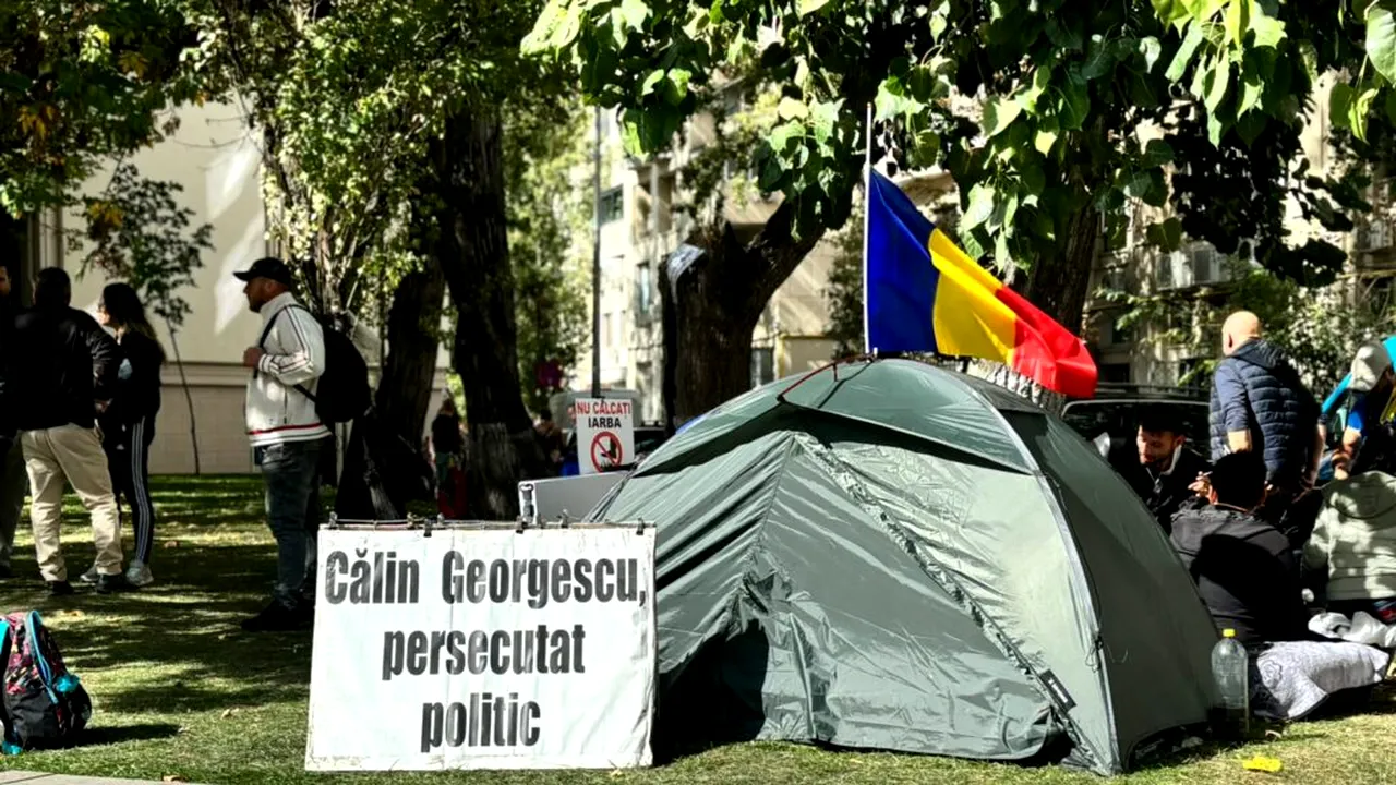 Zeci de amenzi la protestul din fața sediului Arestului Central