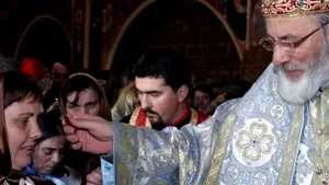 Reacţie vehementă la „slăbiciunile” femeilor, susţinute de ÎPS Teodosie: „Femeia este înger pe pământ! Nu ne este îngăduit s-o considerăm obiect de batjocură”