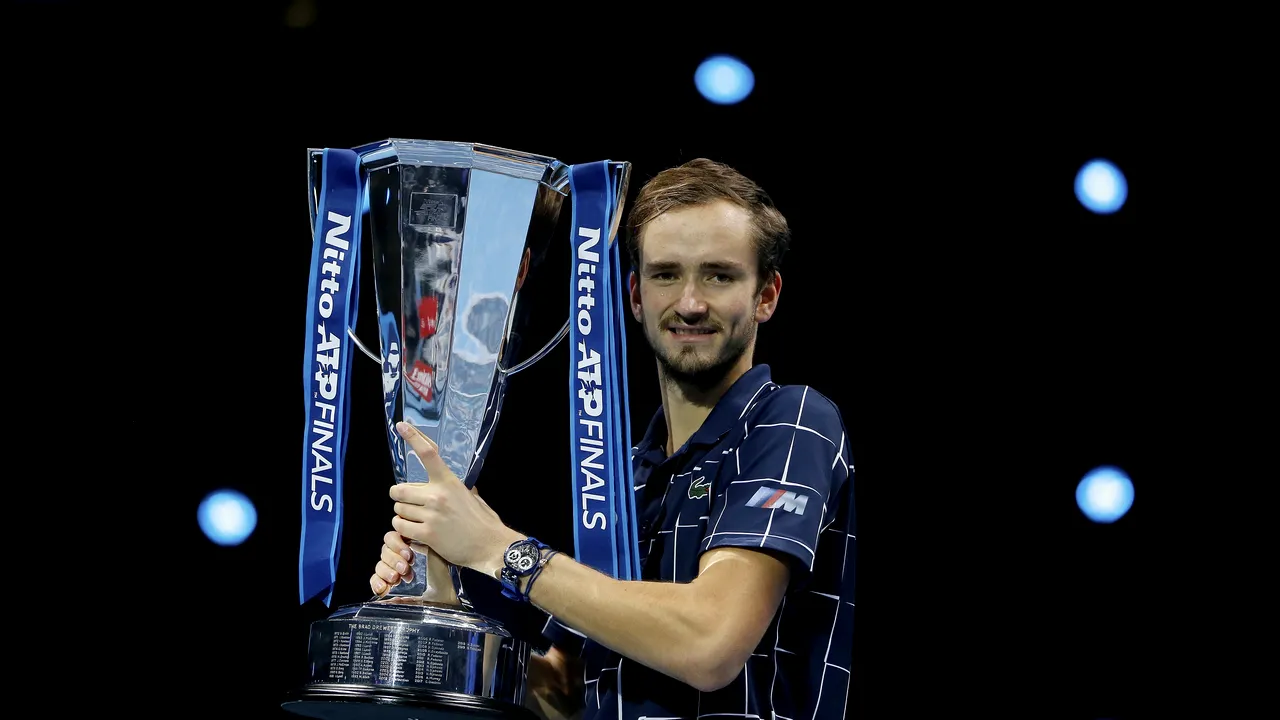 Daniil Medvedev câştigă pentru prima oară Turneul Campionilor. Rusul l-a întors pe Dominic Thiem şi a cucerit trofeul după un parcurs perfect