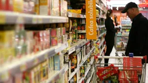 Gândul: Clienţii - jefuiţi în hipermarketuri - VIDEO