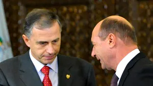 Băsescu, râzând: Geoană poate fi un prim-ministru, îi dau şansa să se hotărască acum