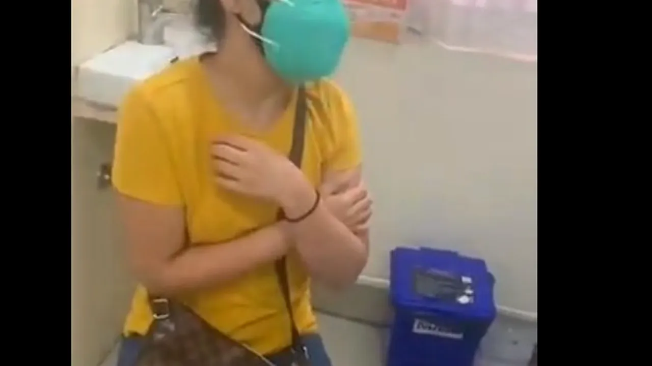 Vaccinul, bată-l vina! Cum reacţionează o fată din India înainte să fie imunizată anti-COVID