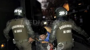 Incidente în Chile după calificarea în optimile CM soldate cu 388 de arestări