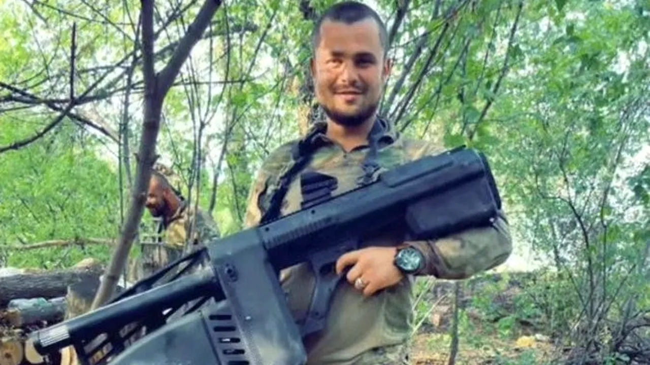 Războiul din Ucraina, ziua 181. Rusia dă vina pe ucraineni pentru moartea Dariei Dughin / Explozie majoră în Sevastopol / Armata ucraineană a primit dispozitive portabile moderne de la americani / Kievul crede că Rusia vrea negocieri pentru a trage de timp / Soldaţii ucraineni capturaţi sunt torturaţi de către ruşi / Statele Unite nu vor să interzică vizele pentru cetăţenii ruşi