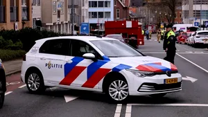 Atacul cu cuțitul din Amsterdam ar fi avut motivație teroristă, spun procurorii olandezi
