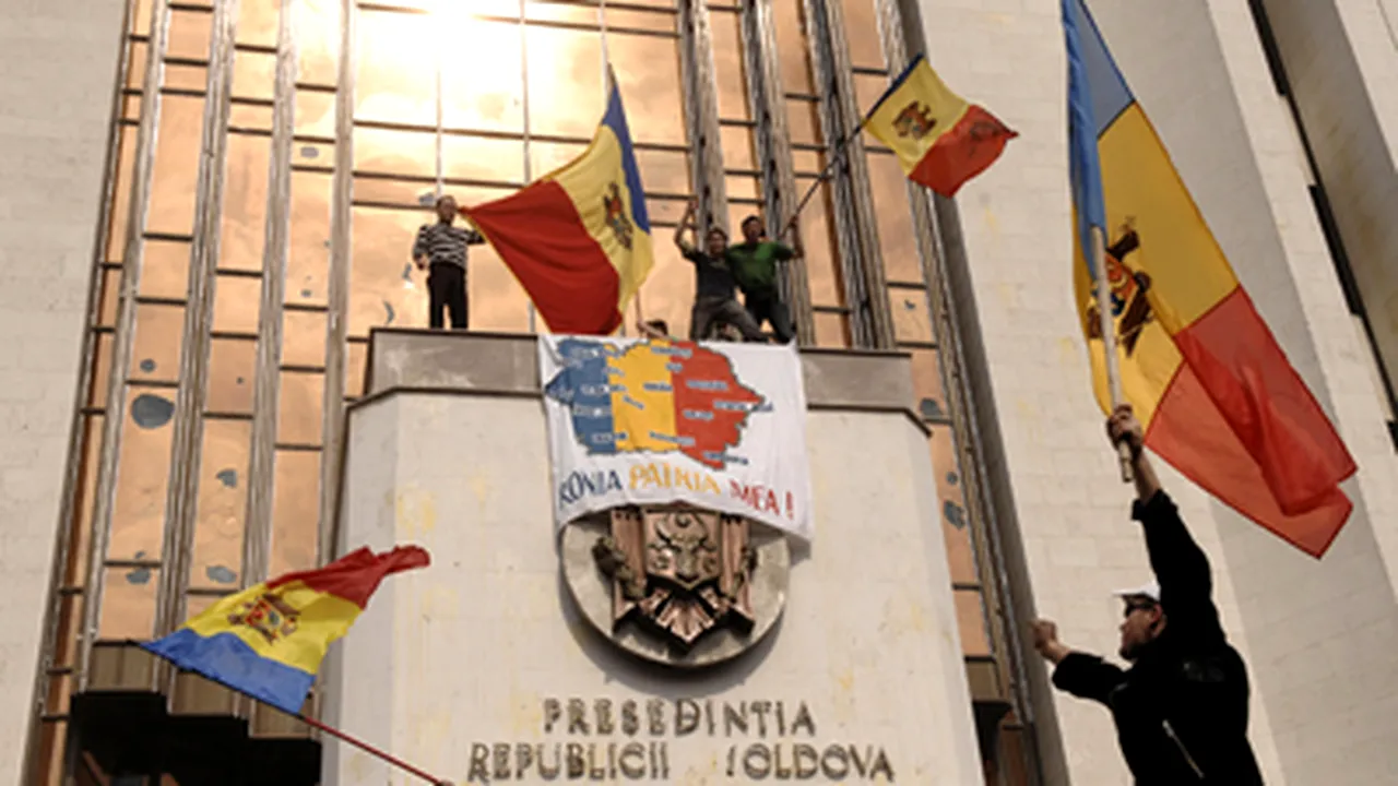 Analist rus: Protestele de la Chişinău, susţinute de cercuri naţionaliste din România