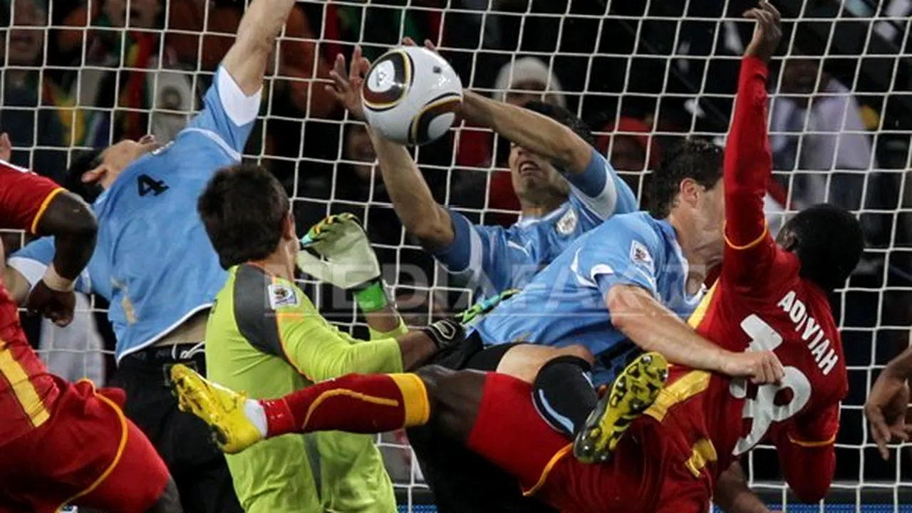 Comisia de disciplină a FIFA va analiza cartonaşul roşu primit de Luis Suarez