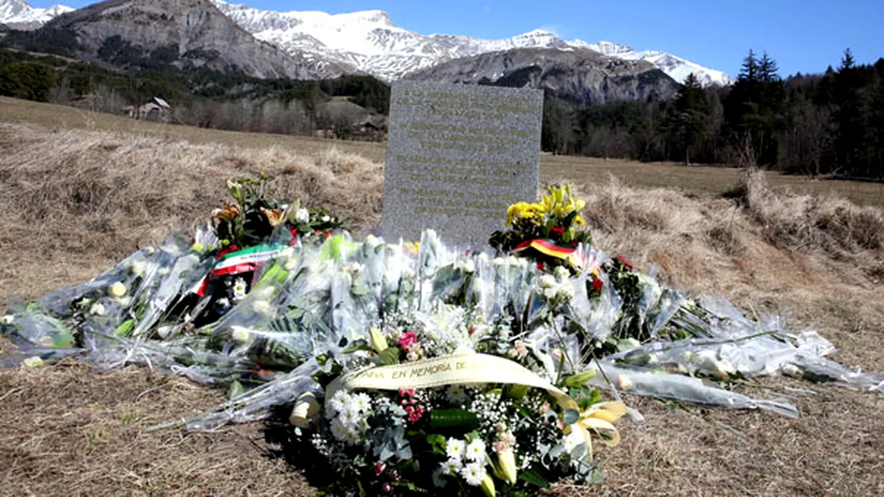 Cine a fost pilotul Patrick Sondenheimer, comandantul zborului Germanwings 9525, considerat un erou în Germania