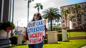 Profesorii britanici vor să saboteze planul guvernului de a reveni în şcoli ca urmare a revendicărilor sindicale