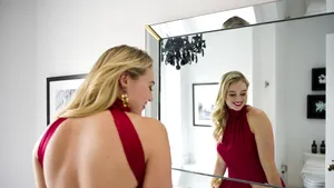 Felul în care un model plus-size a vrut să arate lumii că frumuseţea nu ţine de numărul de kilograme - VIDEO