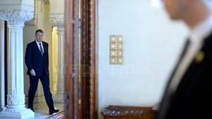 Preşedintele şi partidele au semnat Acordul privind pragul minimal de 2% din PIB pentru Apărare. Iohannis: Astăzi arătăm militarilor români că îi respectăm şi că dorim să le îmbunătăţim condiţiile