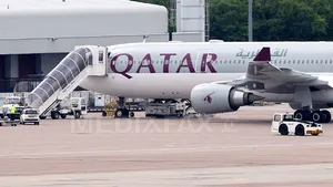 Guvernul discută cu Qatar Airways, Turkish Airlines, Emirates şi Etihad pentru modernizarea aeroportului Otopeni şi relansarea Tarom