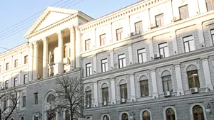 Circa 20 de mascaţi au pătruns în sediul Naftogaz
