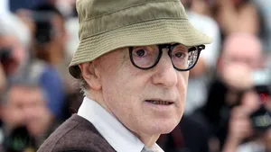 Woody Allen, dat în judecată pentru două replici din 