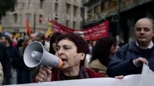 Peste 25.000 de persoane au manifestat împotriva austerităţii la Atena şi Salonic - FOTO