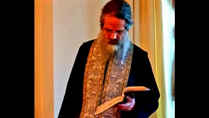 Părintele Calistrat, care are peste jumătate de milion de urmăritori de Facebook, sfidează autorităţile române. „Oamenii să meargă măcar o oră la biserică de Paşti”