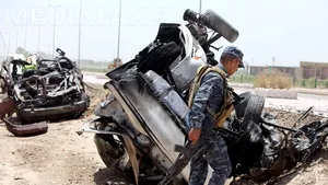 ATENTATE în Bagdad: 15 morţi şi 65 de răniţi, după ce opt vehicule-capcană au explodat
