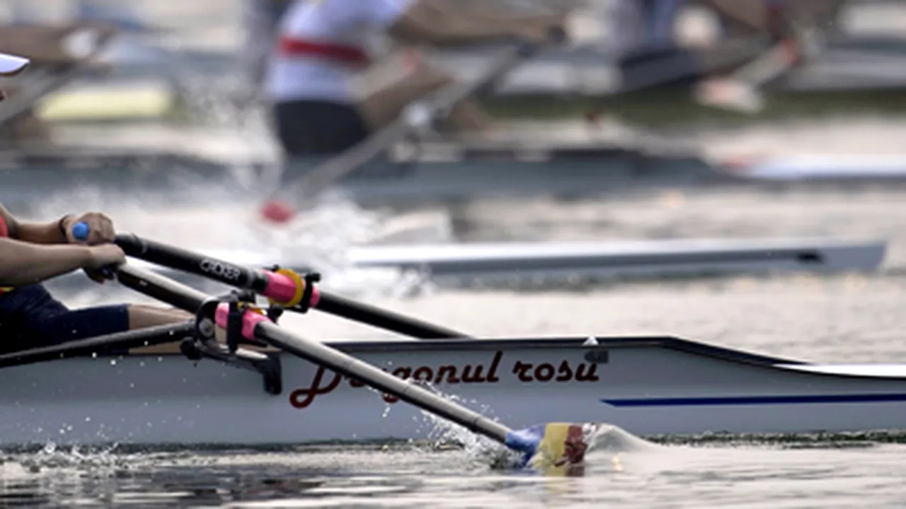 Echipajele feminine 8+1, 2 rame, şi 4 vâsle, calificate în finală la CE de canotaj