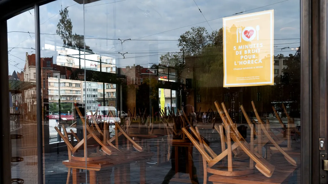 De luni, Belgia va închide restaurantele şi cafenelele din cauza creşterii numărului cazurilor de Covid