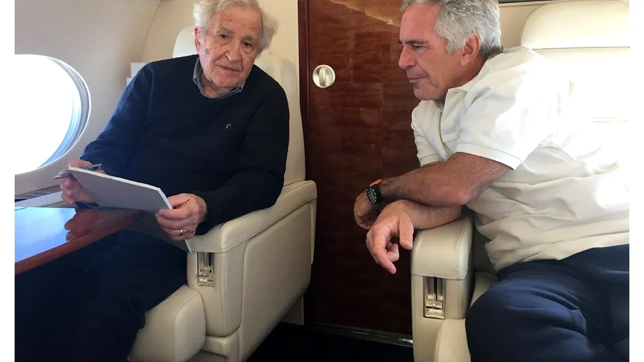 Noi fotografii și documente din dosarul Epstein, făcute publice de Comisia de Supraveghere. Ce arată noile imagini