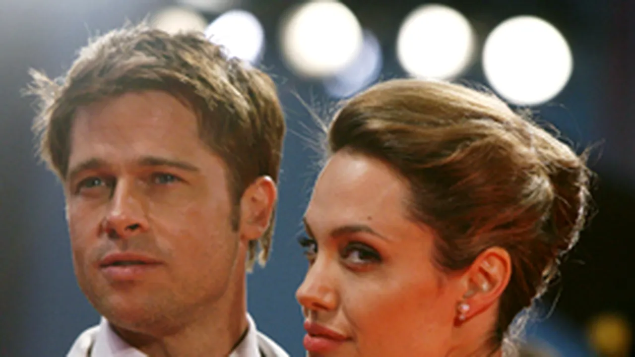 Cuplul Jolie-Pitt a făcut donaţii de 8,5 milioane de dolari în 2006