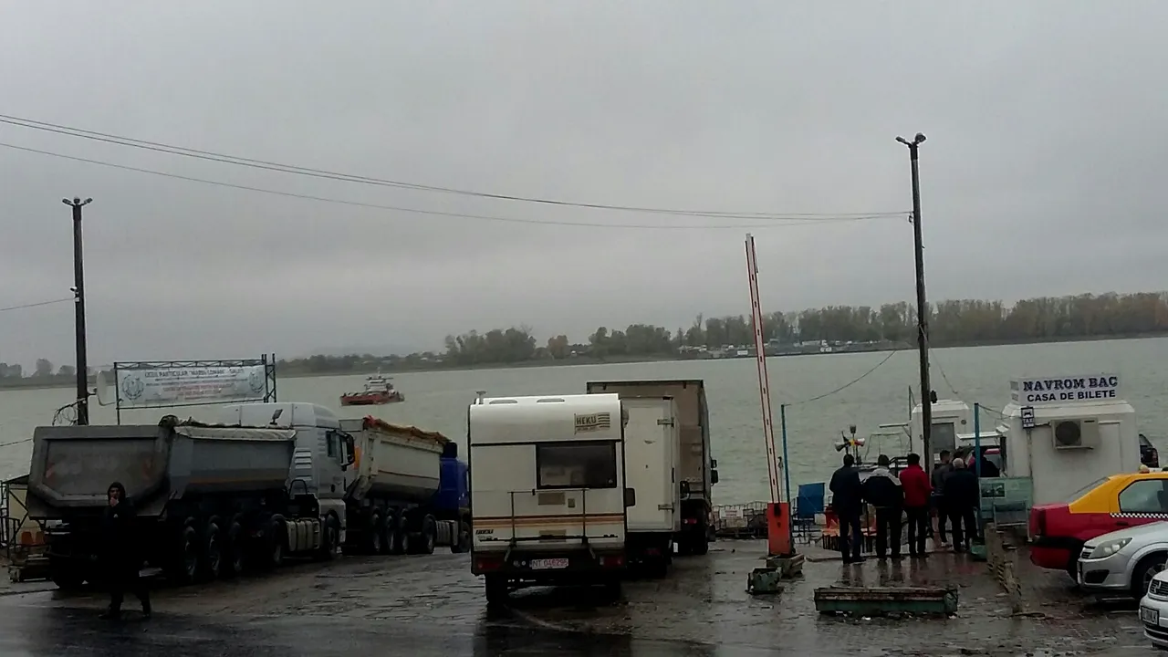 Traversarea cu feribotul între portul Bechet şi Oreahovo, întreruptă temporar 