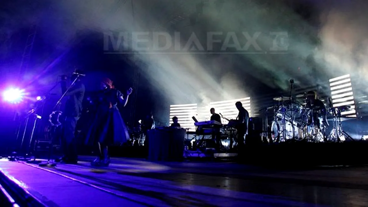 ASCULTĂ SMART RADIO | Massive Attack anunţă un concert cu emisii foarte scăzute de dioxid de carbon