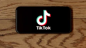 5 influenceriţe din Egipt au fost condamnate la doi ani de închisoare pentru indecenţă pe Tik Tok