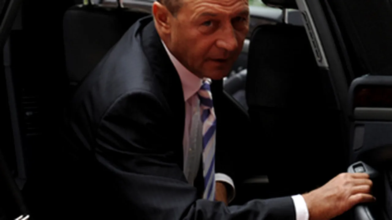 President Speaks To Social Partners On Romania's Econ Status