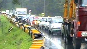 Trafic blocat pe DN 22 din cauza unui accident