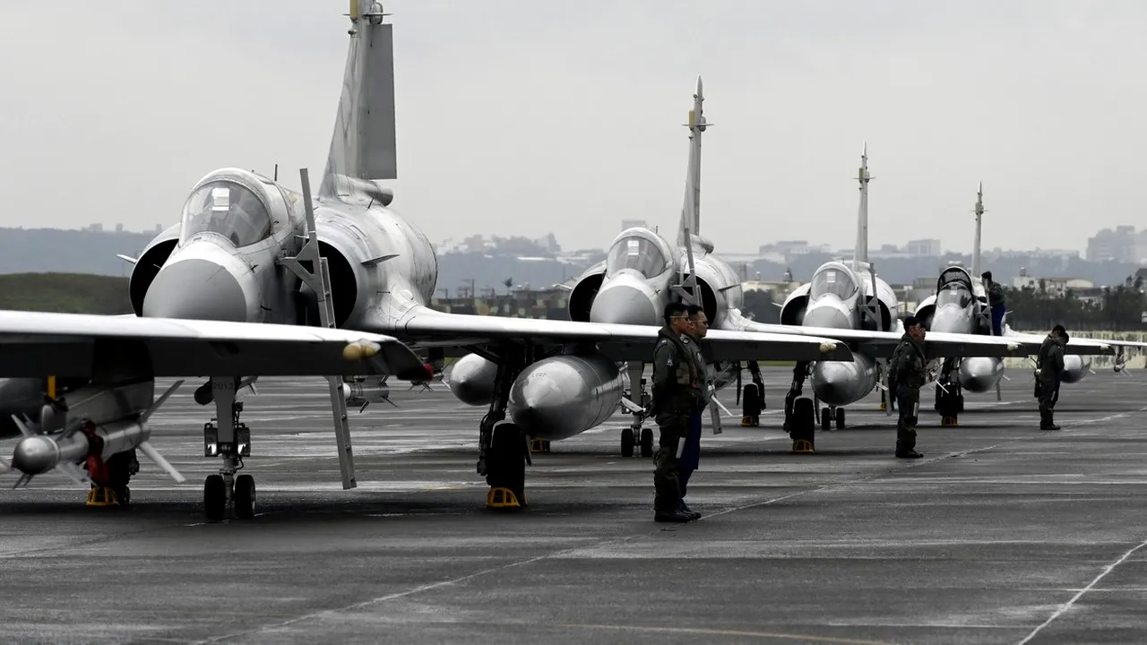 Taiwanul a trimis avioane de luptă pentru interceptarea mai multor aeronave militare chineze