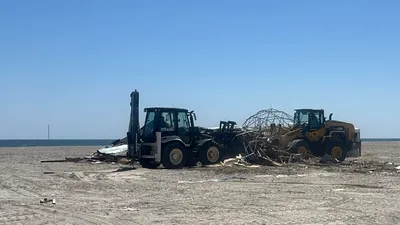 SOCIAL Noi instalații îngropate ilegal descoperite pe plajele din Năvodari. Autoritățile extind controalele pe întreg litoralul