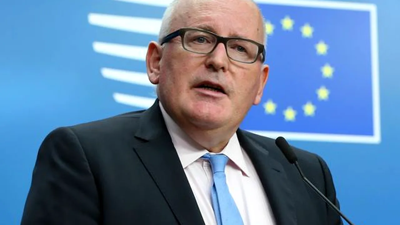 Timmermans, un nou mesaj pentru România: Trebuie să respecte normele statului de drept