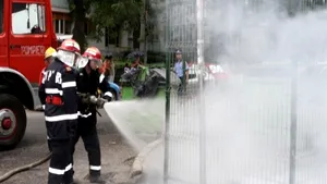 Incendiu la un bloc din cartierul Berceni