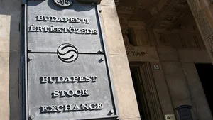 MOL şi OTP, suspendate de la tranzacţionare la Budapesta, după ce au căzut cu 10%