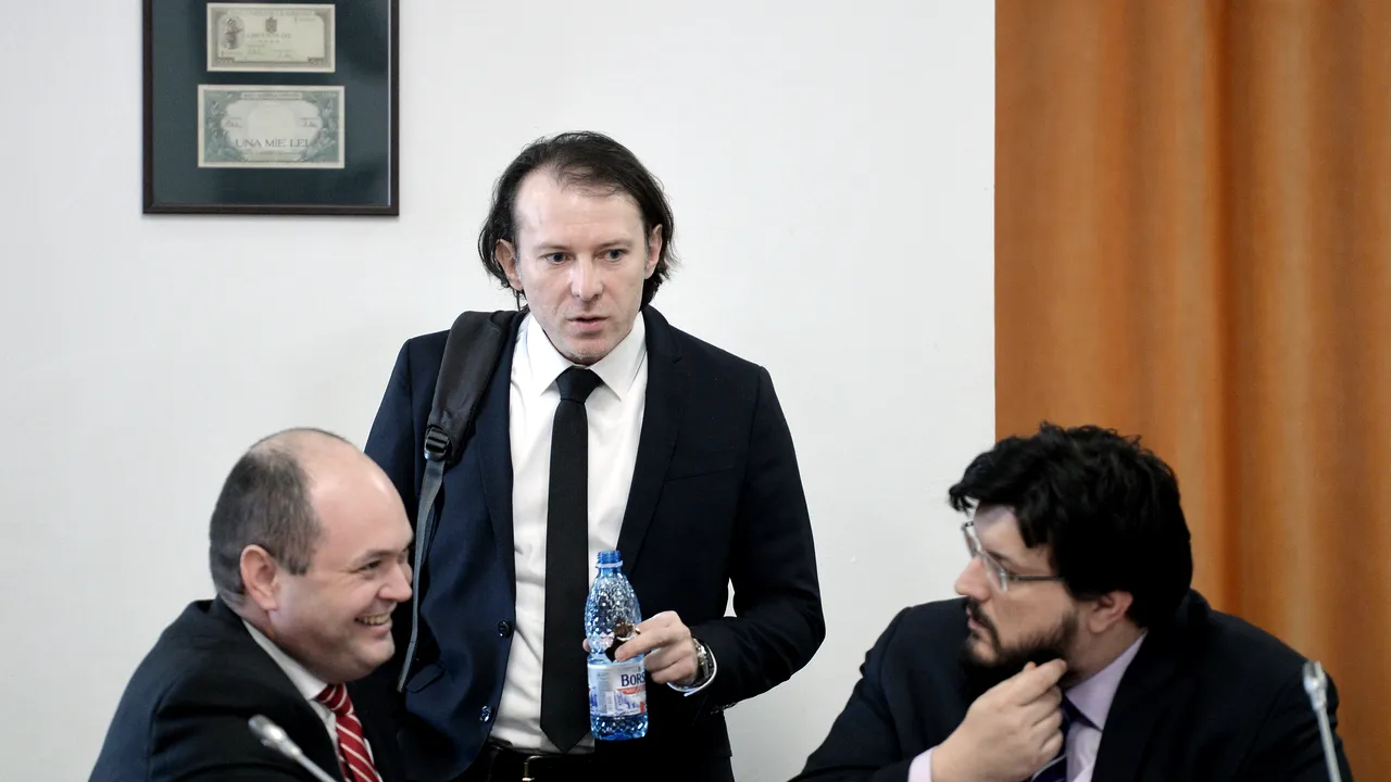 Florin Cîţu, unul dintre miniştrii înstăriţi din Guvernul Orban: deţine cote părţi din trei terenuri, o casă şi un apartament