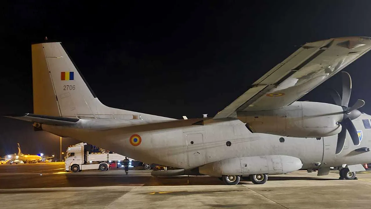 Doi pompieri răniţi vor fi transportaţi la Spitalul militar din Bruxelles cu o aeronavă MApN