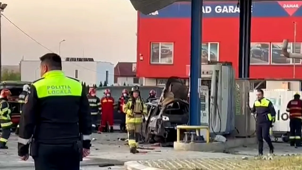 VIDEO Anchetă de amploare după ce o maşină a explodat într-o staţie de alimentare cu gaz din Pantelimon
