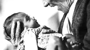 Amintirea Maicii Tereza alină încă săracii Indiei