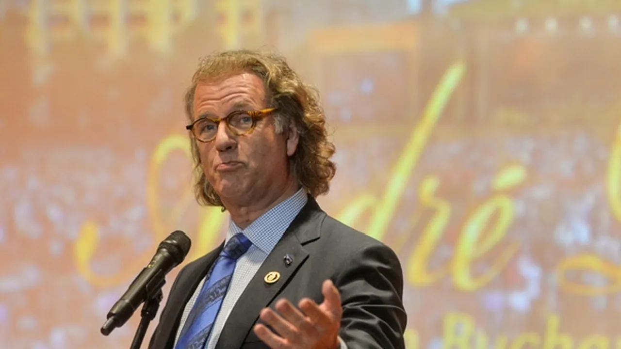 Amendă colosală pentru André Rieu, pentru că a lăsat să cânte un grup de copii români după ora 23.00. S-a întâmplat chiar în oraşul lui natal