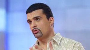 Actress, Singer Give Up Candidacy Along Greater Romania Party In General Elections