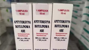 Un băiat din Serbia, diagnosticat cu botulism, a fost salvat de medicii din Timişoara
