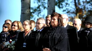 Rudele victimelor de la Smolensk, blocate în Belarus din cauza defectării motoarelor avionului