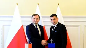 George Simion, la Varşovia: Vladimir Putin continuă politica stalinistă. E un criminal de război