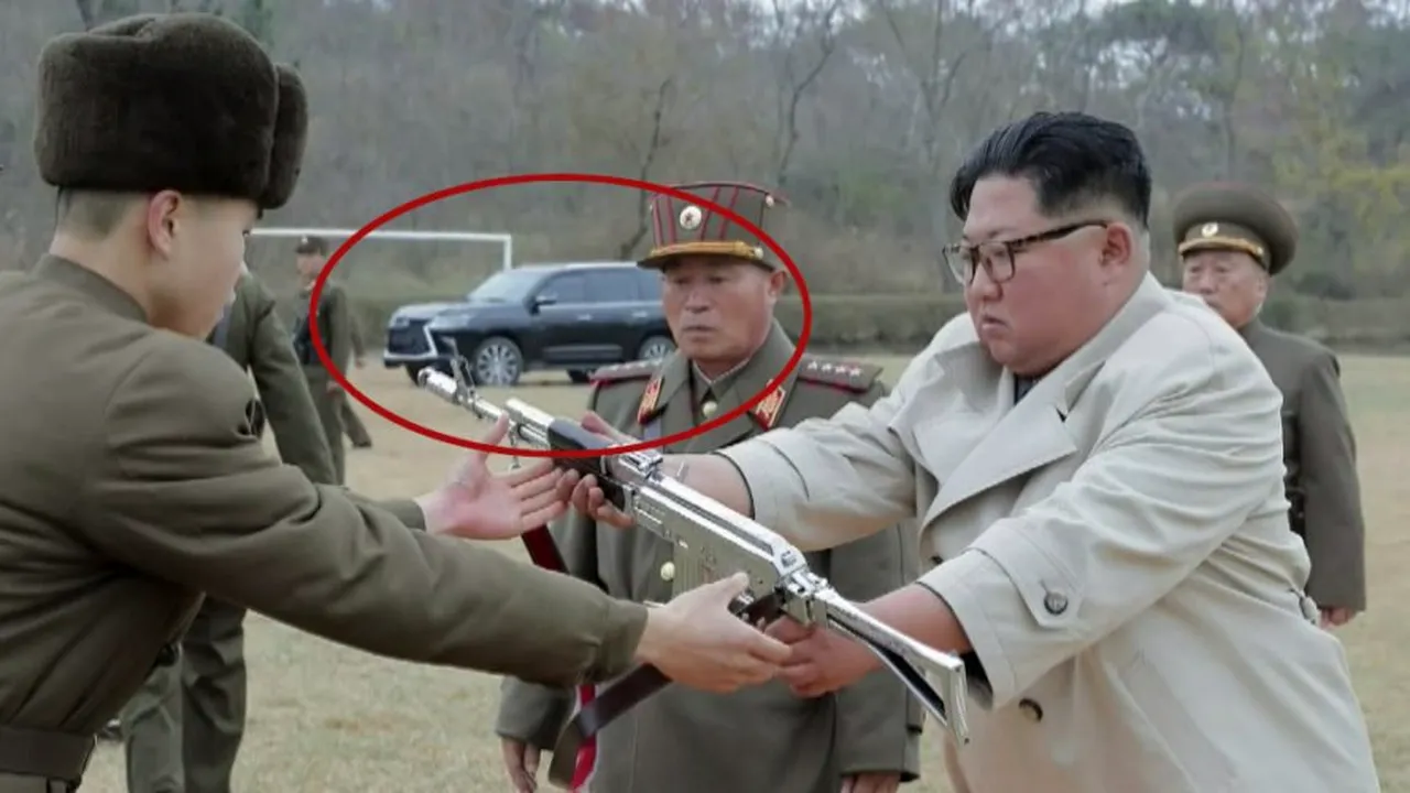 O nouă achiziţie de lux făcută de dictatorul din Coreea de Nord. Obiectul apare în cele mai recente imagini cu Kim Jong-un