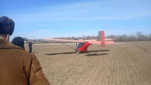 Un ucrainean a fugit de război cu un aparat de zbor de mici dimensiuni și a aterizat la Suceava